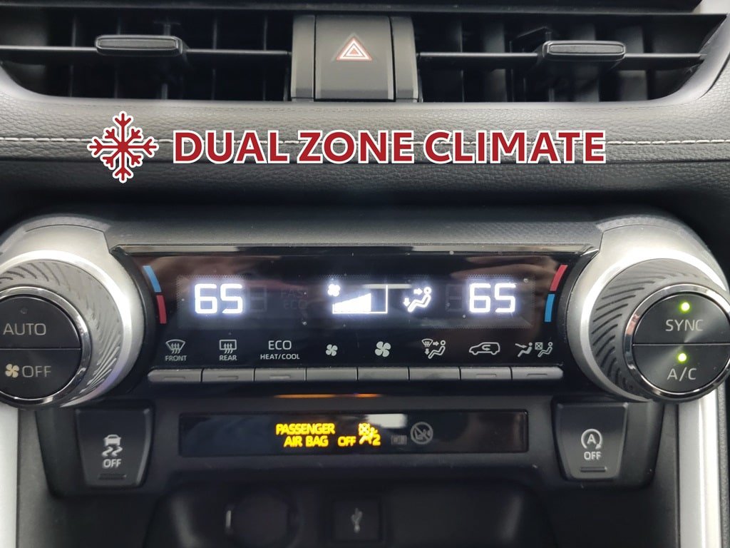 Used 2021 Toyota RAV4 XLE FWD image 23