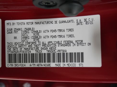 Used 2021 Toyota Tacoma SR w/ SR Convenience Package RWD image 28