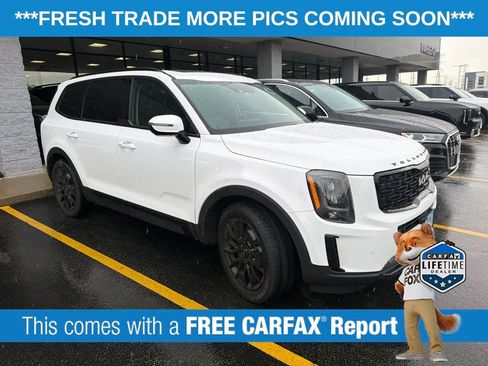 Used 2022 Kia Telluride SX w/ SX Prestige Package AWD/4WD image 3