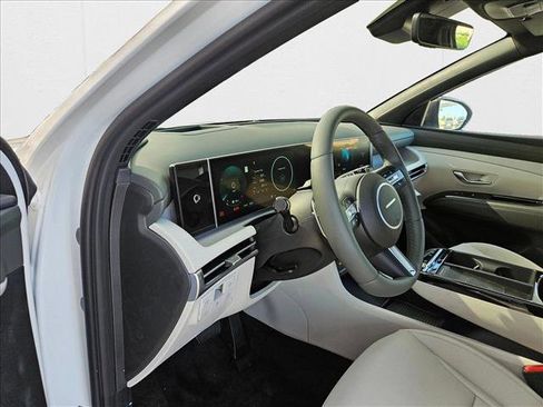 New 2026 Hyundai Santa Cruz SE image 3