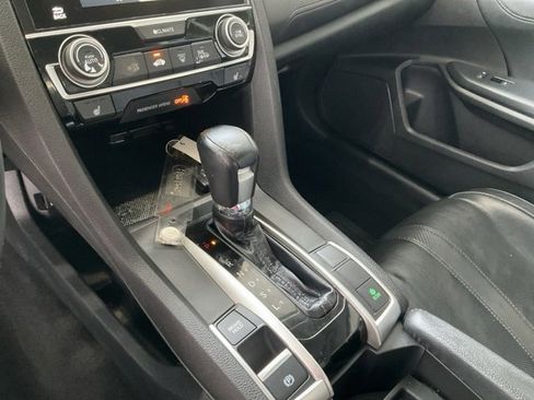 Used 2016 Honda Civic Touring image 13