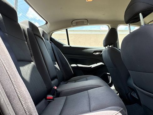 Used 2022 Nissan Altima 2.5 SV FWD image 15