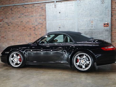 Used 2006 Porsche 911 Carrera 4S image 11