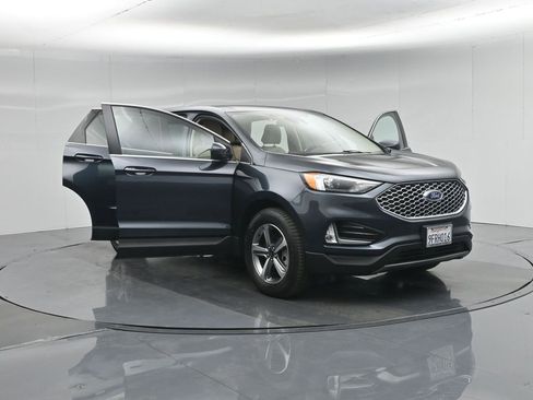 Certified 2023 Ford Edge SEL w/ Convenience Package AWD/4WD image 35