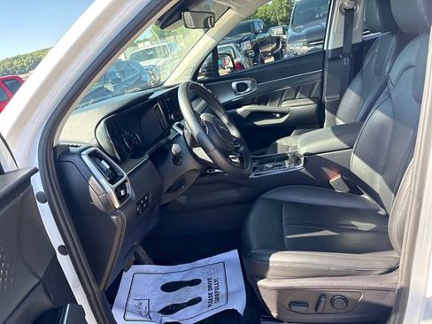 Used 2022 Kia Sorento SX FWD image 8