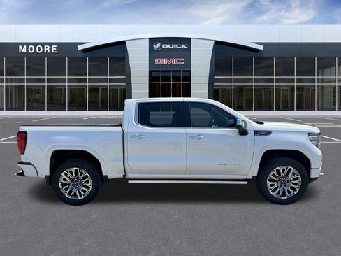 Used 2024 GMC Sierra 1500 Denali Ultimate AWD/4WD image 2