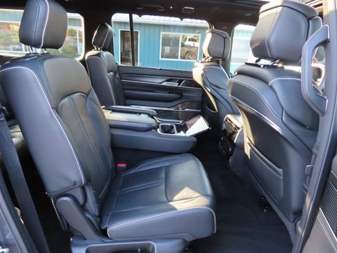 Used 2024 Jeep Grand Wagoneer L Series II w/ Quick Order Packagew 28T AWD/4WD image 50