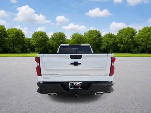 Used 2022 Chevrolet Silverado 1500 LT Trail Boss w/ LT Trail Boss Premium Package image 6