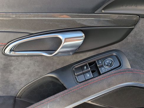 Certified 2015 Porsche 911 GT3 image 15