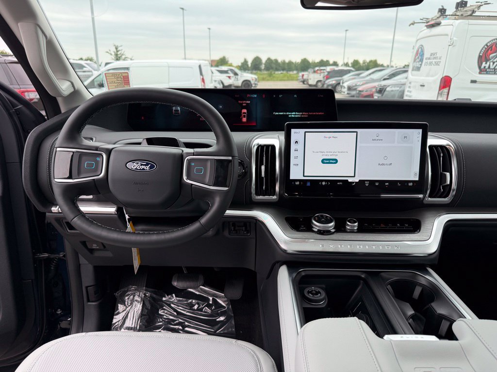 Used 2027 Ford Expedition Platinum RWD image 13