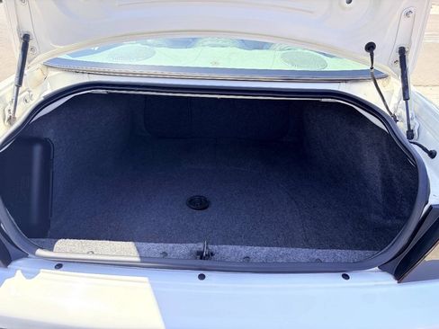 Used 2004 Chevrolet Impala w/ Preferred Equipment Group FWD image 23