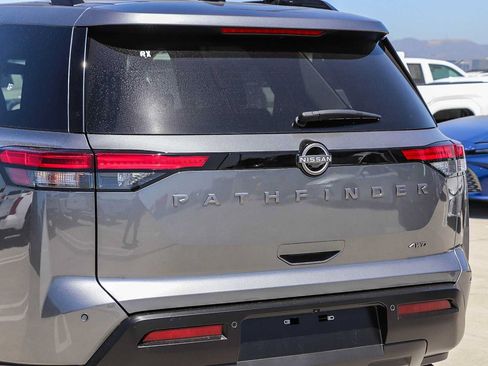New 2026 Nissan Pathfinder SV AWD/4WD image 9