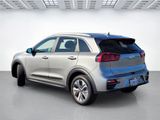 Used 2022 Kia Niro EX image 4
