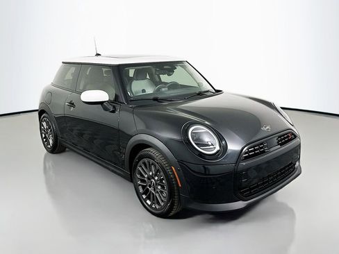 Certified 2025 MINI Cooper S image 3