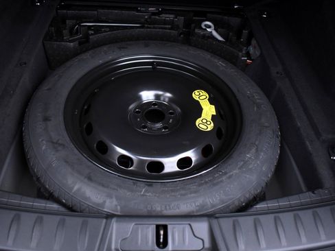 Used 2018 Jaguar F-PACE R-Sport image 52