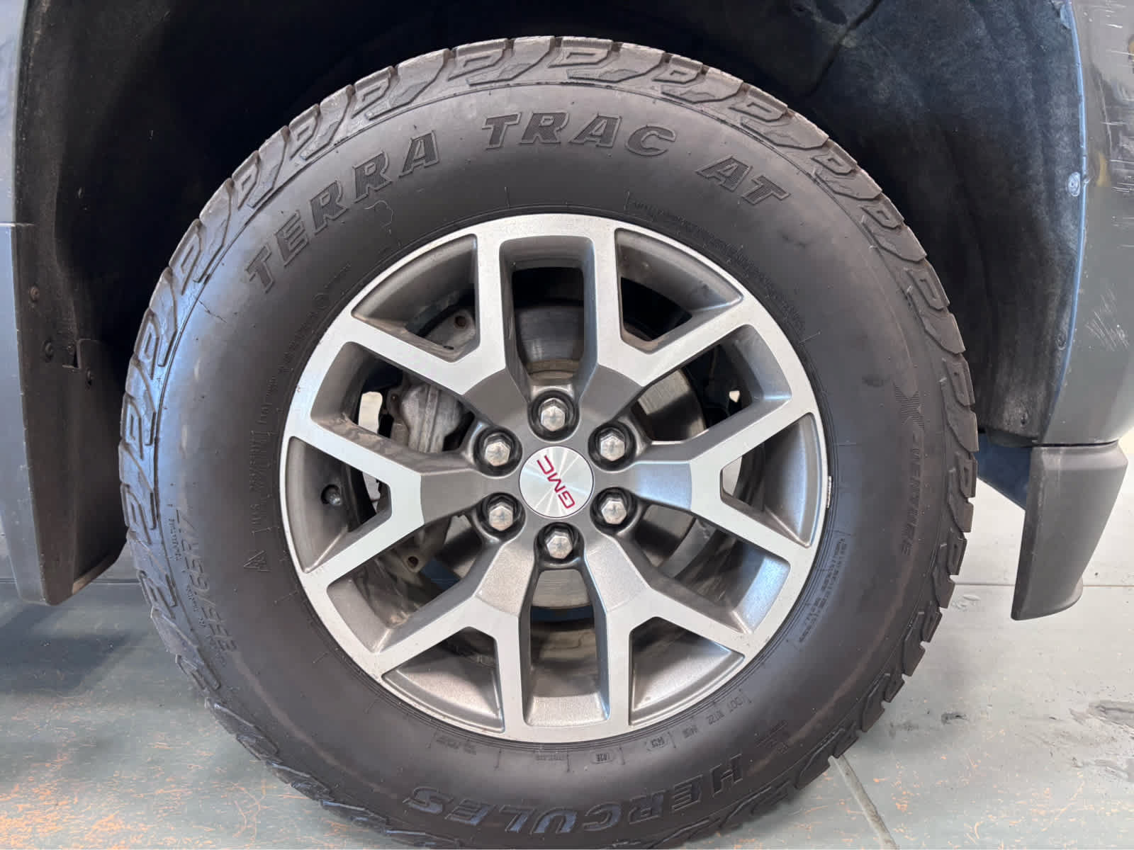 Used 2016 GMC Canyon SLE w/ All Terrain Package AWD/4WD image 8