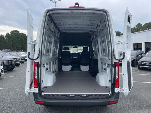 New 2025 Mercedes-Benz Sprinter 2500 image 8