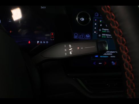 Used 2025 Chevrolet Equinox EV RS image 27