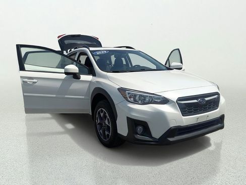 Used 2019 Subaru Crosstrek 2.0i Premium AWD/4WD image 5