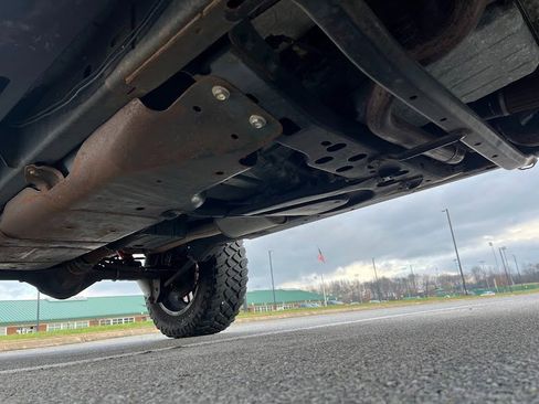 Used 2017 Jeep Wrangler Unlimited Rubicon w/ Connectivity Group image 48