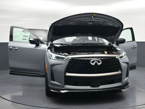 New 2026 INFINITI QX60 Sport w/ Dark Cargo Package image 39