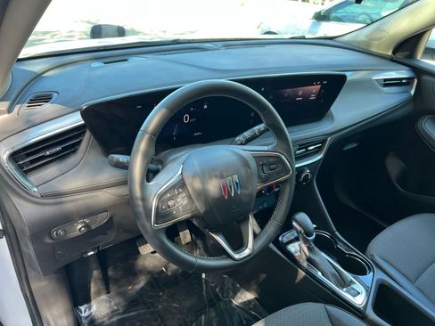Used 2025 Buick Encore GX Preferred image 28