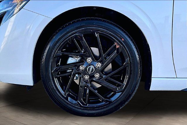 New 2027 Nissan Sentra SR w/ SR All Weather Package FWD image 12