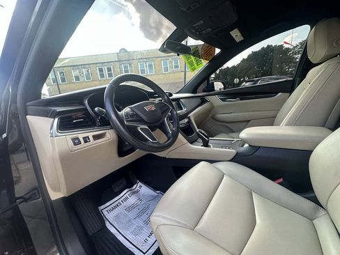 Used 2018 Cadillac XT5 AWD image 14