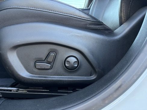 Used 2024 Jeep Compass Limited image 11