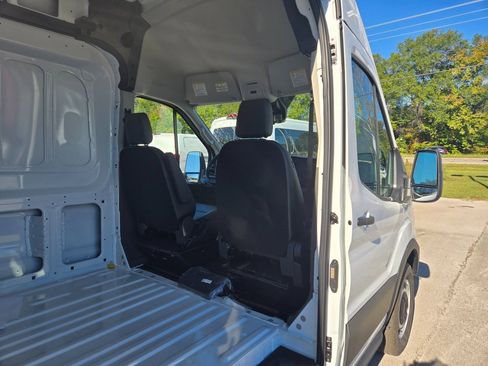 New 2026 Ford Transit 350 148 High Roof Extended image 9
