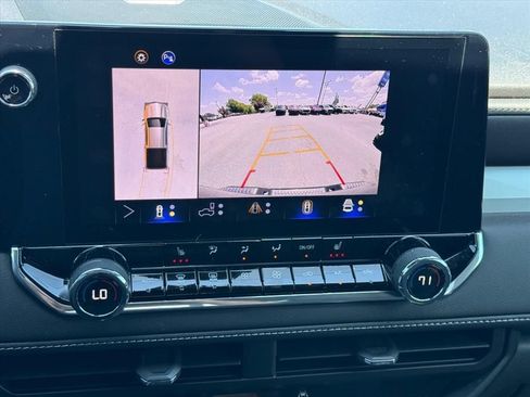 Used 2024 Chevrolet Colorado LT w/ LT Convenience Package III RWD image 24
