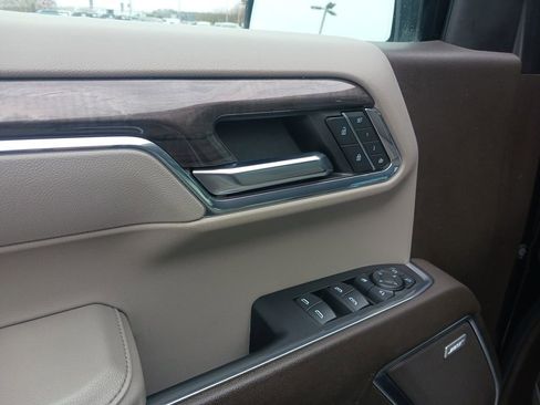 Used 2024 Chevrolet Silverado 1500 LTZ w/ Technology Package image 34