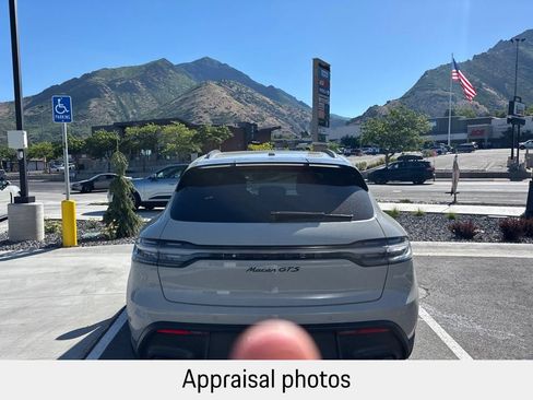 Certified 2024 Porsche Macan GTS AWD/4WD image 6