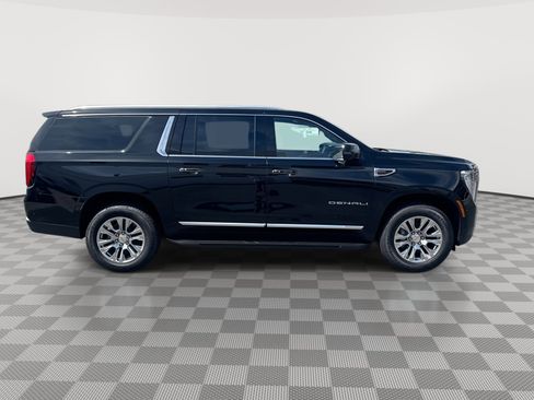 New 2026 GMC Yukon XL Denali AWD/4WD image 9