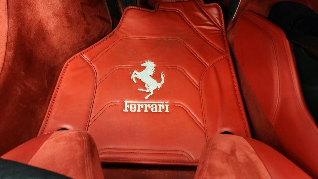 Used 2017 Ferrari 488 Spider RWD image 39