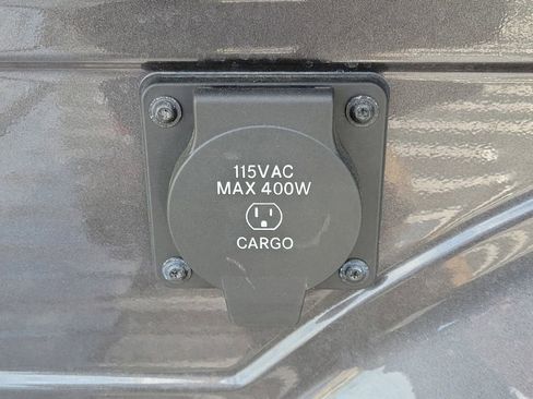 Used 2024 RAM 2500 Laramie AWD/4WD image 11