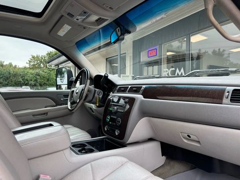 Used 2008 Chevrolet Silverado 2500 LTZ w/ Suspension Package, Off-Road image 23