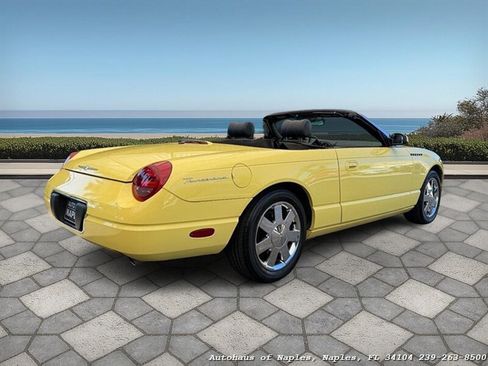 Used 2002 Ford Thunderbird Deluxe image 8