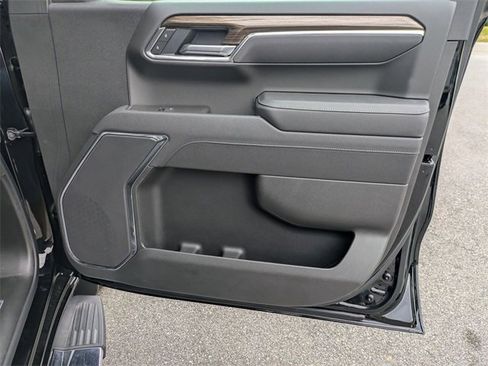 New 2025 Chevrolet Silverado 1500 LT image 33