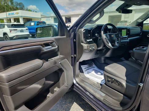 Used 2022 Chevrolet Silverado 1500 LT image 20
