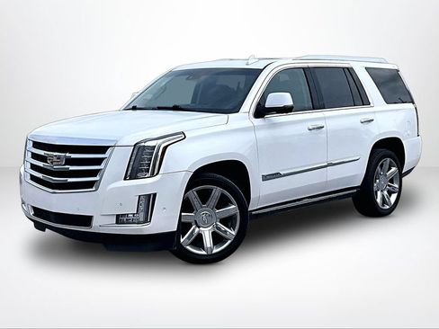 Used 2018 Cadillac Escalade Premium Luxury AWD/4WD image 2