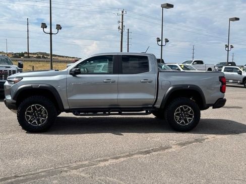 Certified 2024 Chevrolet Colorado ZR2 w/ Technology Package AWD/4WD image 2
