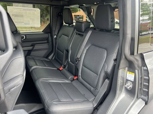New 2026 Ford Bronco Badlands AWD/4WD image 15