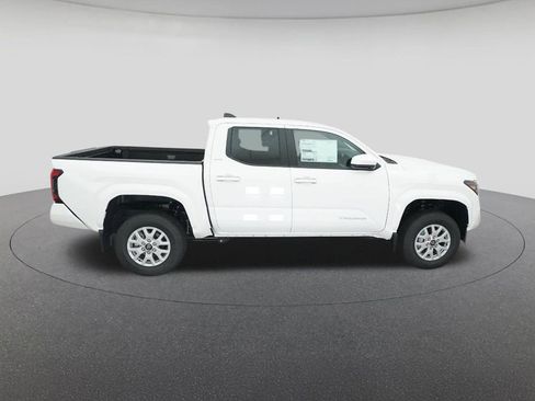 New 2026 Toyota Tacoma SR5 image 11