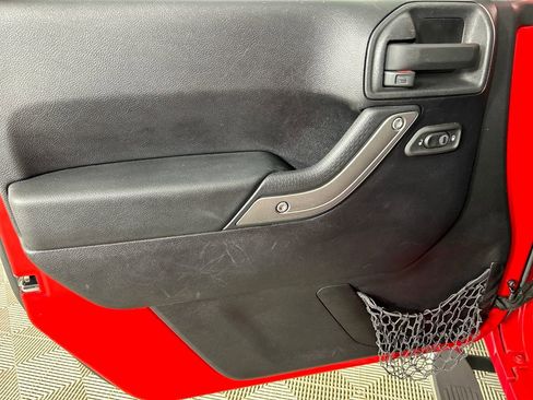 Used 2014 Jeep Wrangler Unlimited Sport w/ Quick Order Package 24S image 11