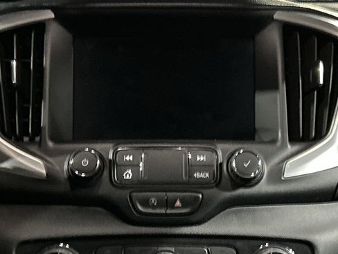 Used 2023 GMC Terrain SLT image 15