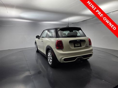 Used 2015 MINI Cooper S image 18
