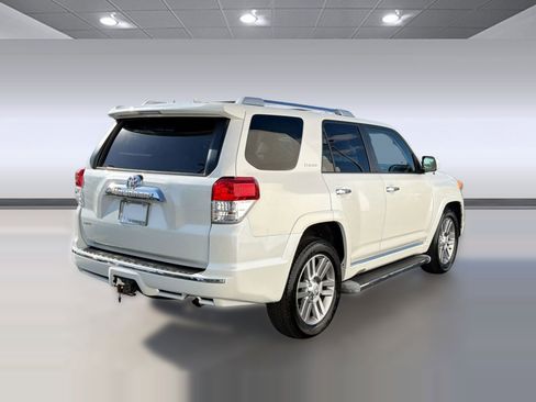 Used 2010 Toyota 4Runner Limited image 8