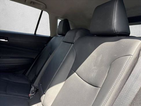 Certified 2025 Toyota Corolla Cross XLE FWD image 24