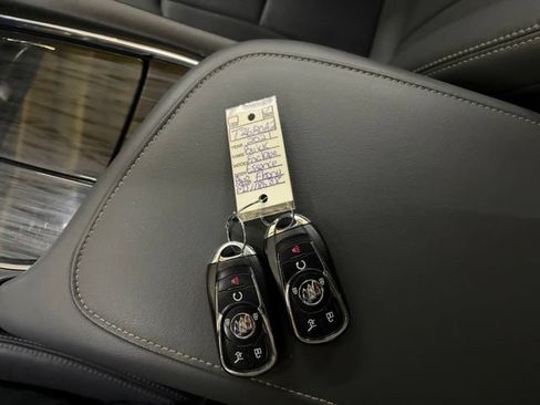 Used 2021 Buick Enclave Essence w/ Sun And Navigation Package AWD/4WD image 86